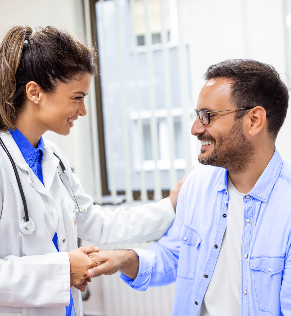 About us 01 - Doctr X Framer Template